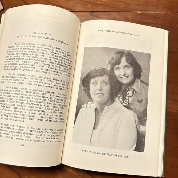 The Lady Laureates by Olga S. Opfell - 1978 Hardcover, Ex-Library - Picture 7 of 9